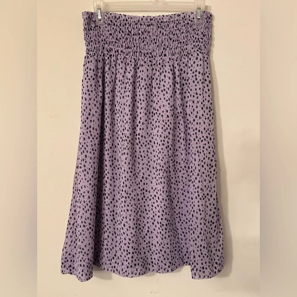 Banana Republic Dresses & Skirts - Banana Republic lavender skirt - size XS